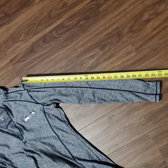 Antigua Heathered Navy Seattle Seahawks Pullover - Picture 7 of 7